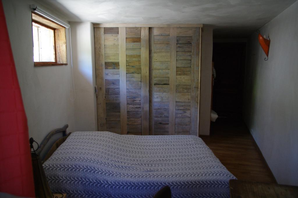 Appartement Dans Chalet De Montagne Bozel Camera foto