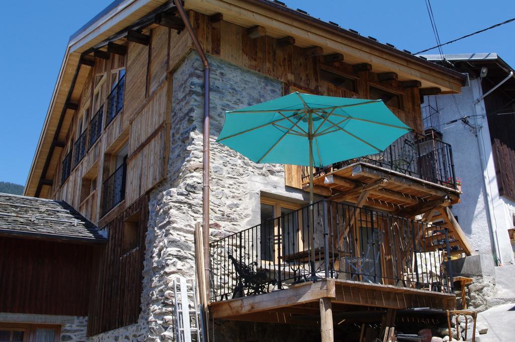 Appartement Dans Chalet De Montagne Bozel Camera foto