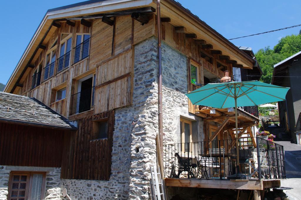 Appartement Dans Chalet De Montagne Bozel Camera foto